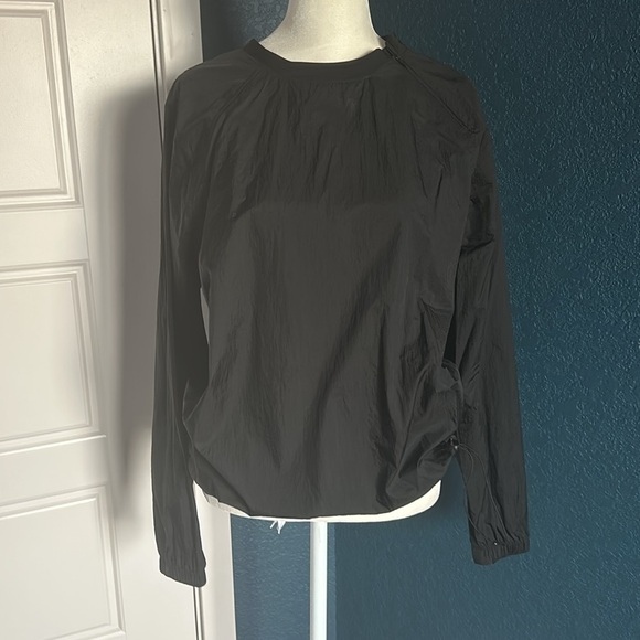 Athleta | Running Free Half-Zip in Black - Picture 7 of 8